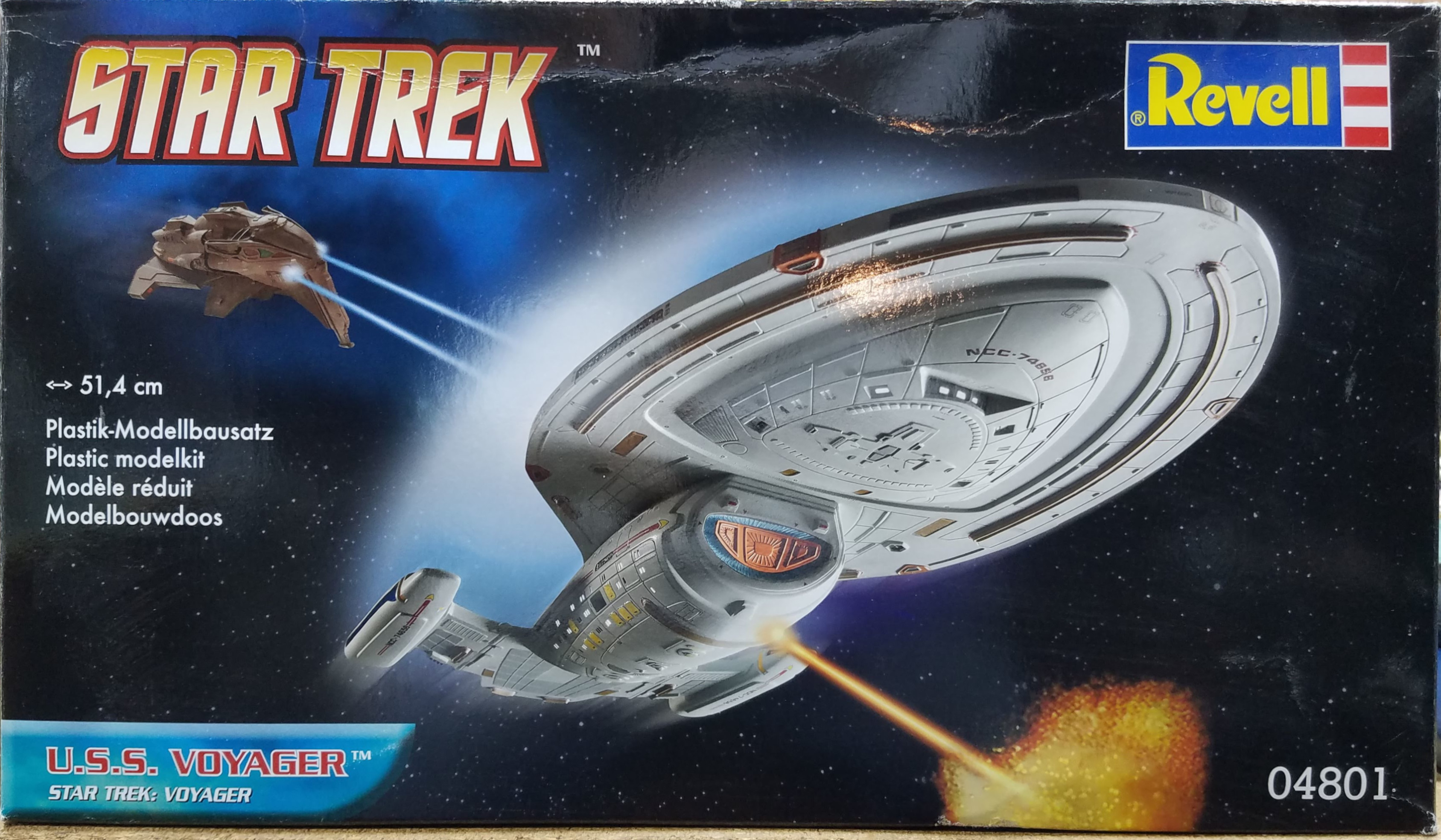 Star Trek Voyager Box Art (Revell)