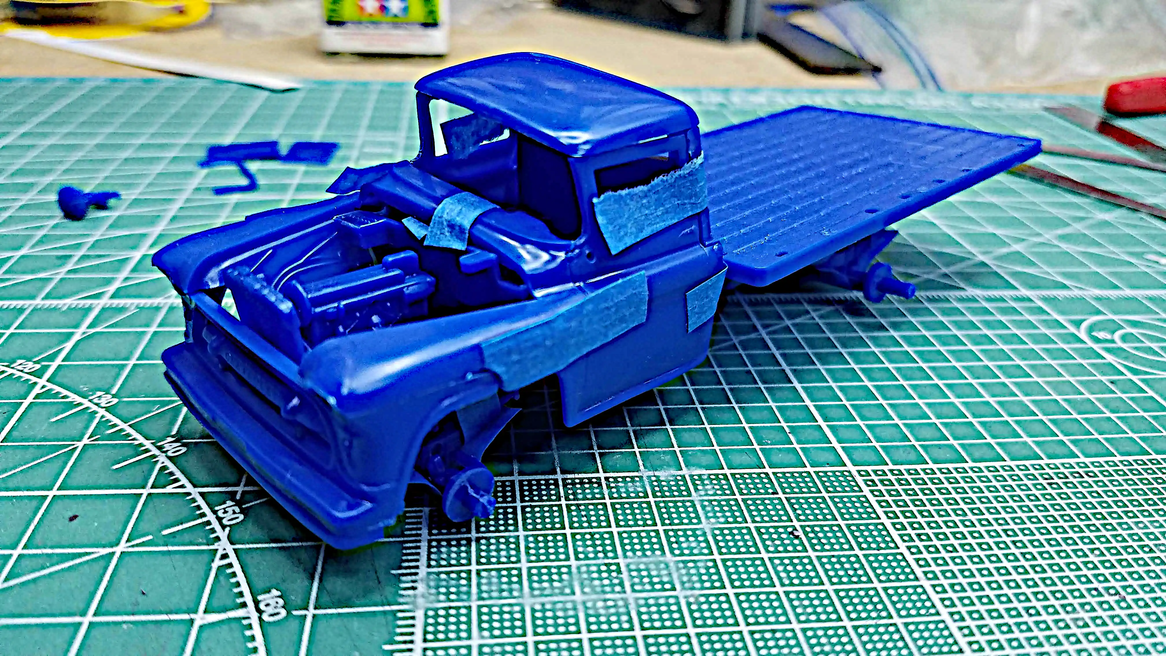 Added engine, radiator and front bumper to the dry fit