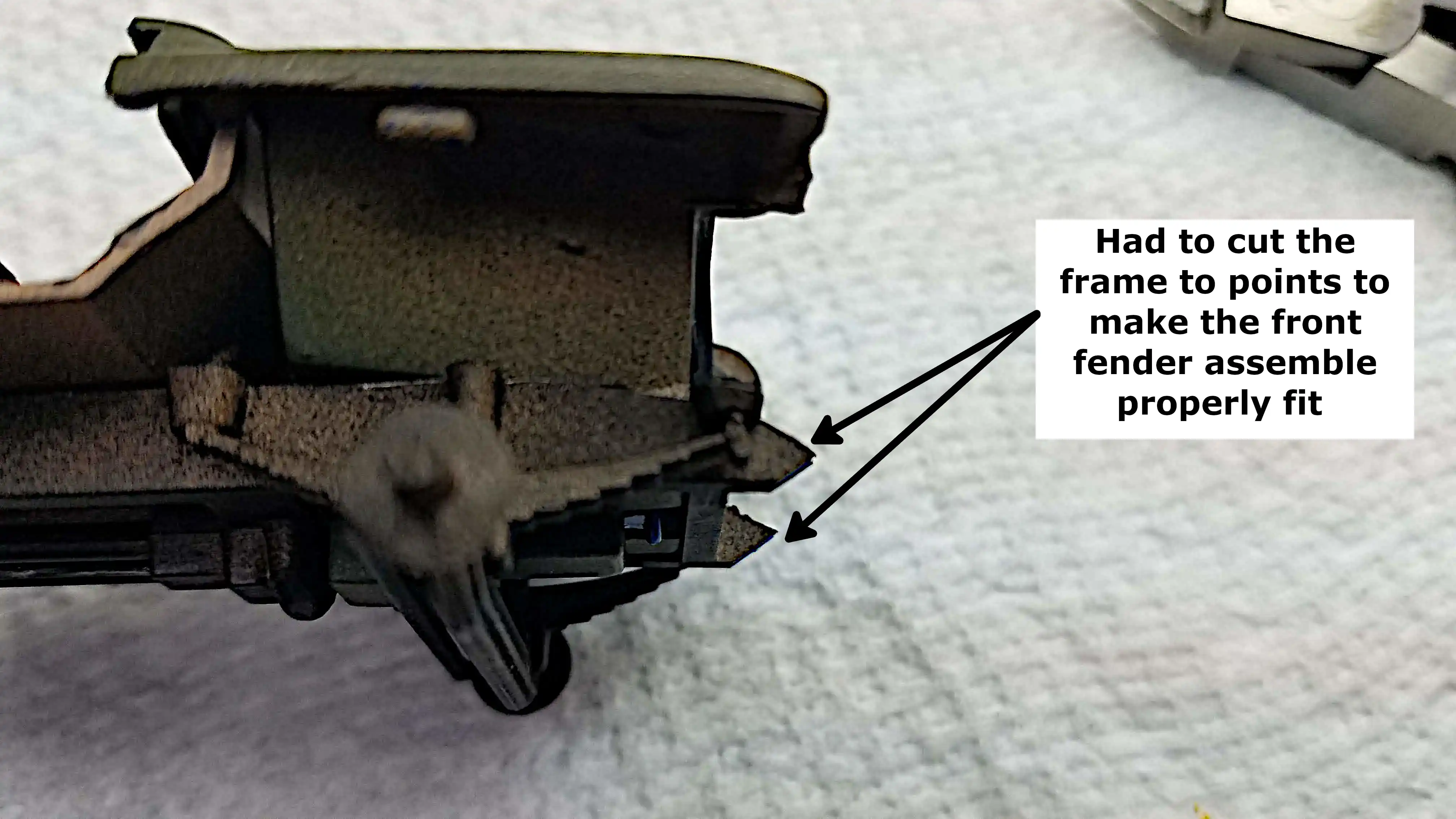 Front fender assembly position, right side