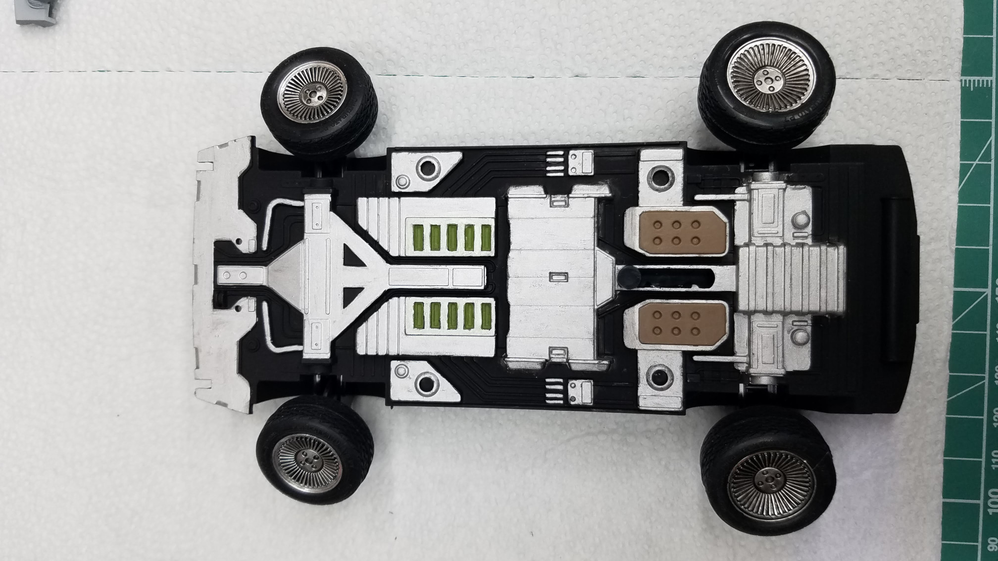 Bottom of Chassis with wheels in flying position