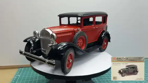 1928 Ford Model A Town Sedan Die Cast (JLE Scale Models)